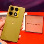 Tipis, Elegan, Nggak Masuk Akal — Motorola Signature Bikin Geger - phillyist.com